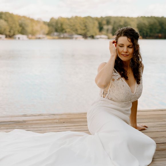 Liz- Anne Barge Ivory Wedding Dress - Picture 5 of 6